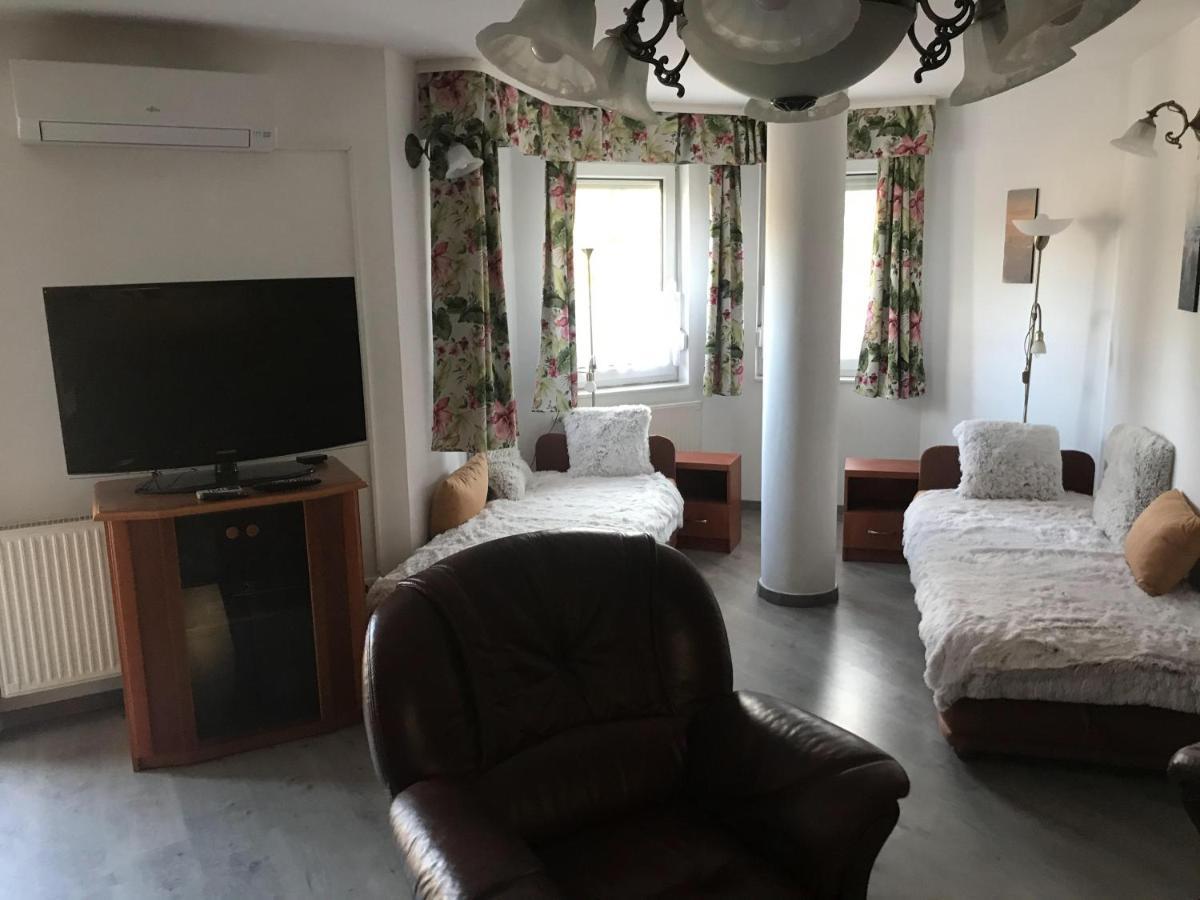 City Center Apartments Heviz Luaran gambar